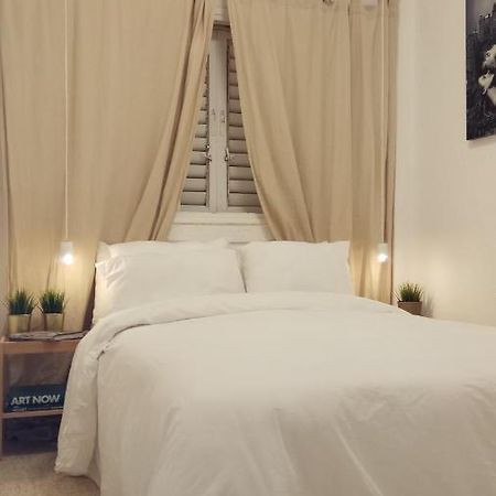 Room In Apartment Rischon LeZion Exterior foto